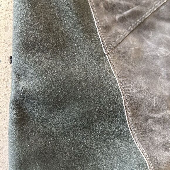 Gianni Bini Marlow Suede Leather Gray/Green Knee-High Boots Women's Size 6M GUC - Picture 14 of 14